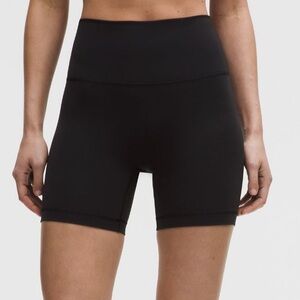 NWT lululemon Wunder train no line 6” short